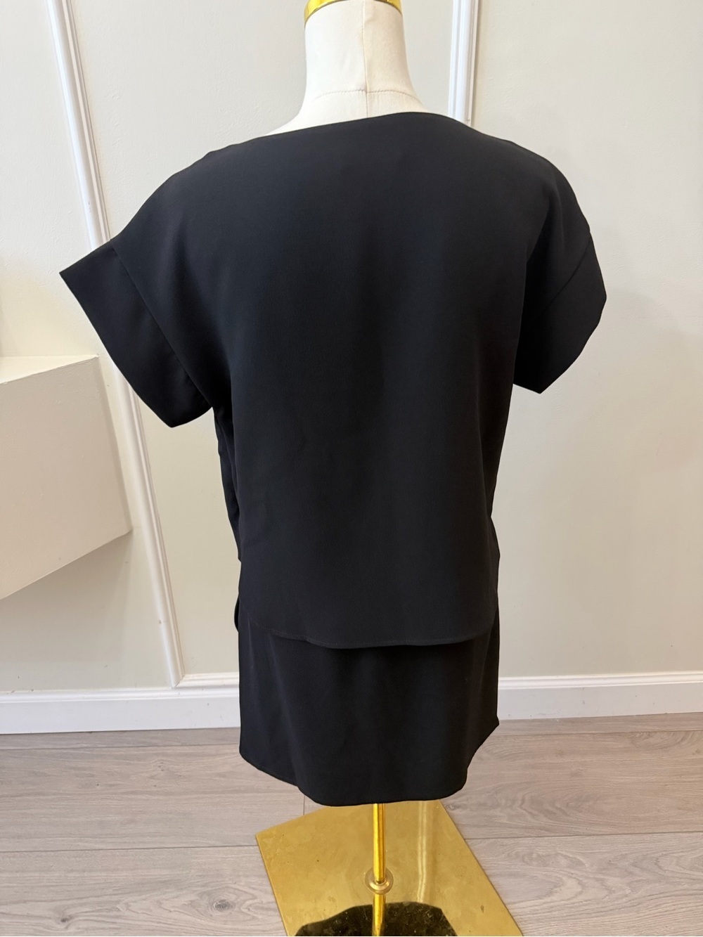 Jigsaw Black Short-Sleeve Drawstring-Waist Midi Dress - Picture 7 of 8